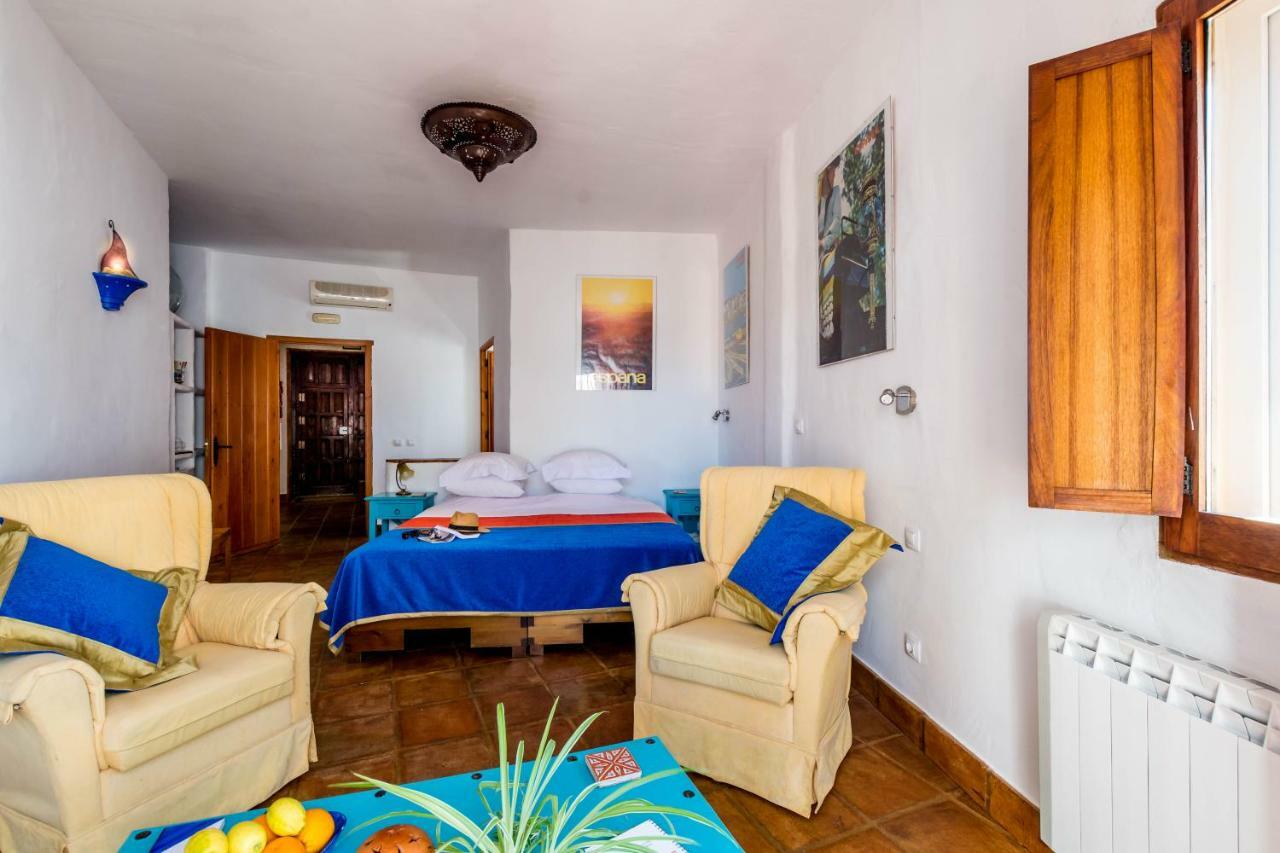Hotel Los Castanos (Adults Only) Картахима Экстерьер фото